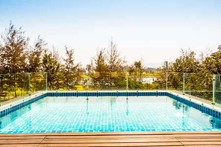 Cost of Glass Pool Fence Repair in Weston, FL